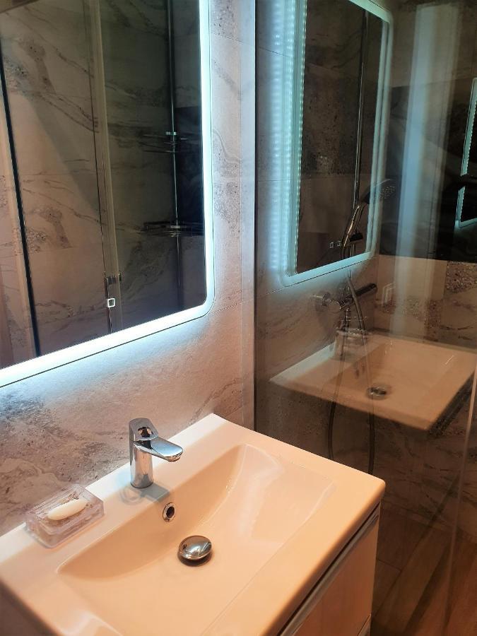 Apartament Beige Z Ogrodkiem Dziwnówek 外观 照片